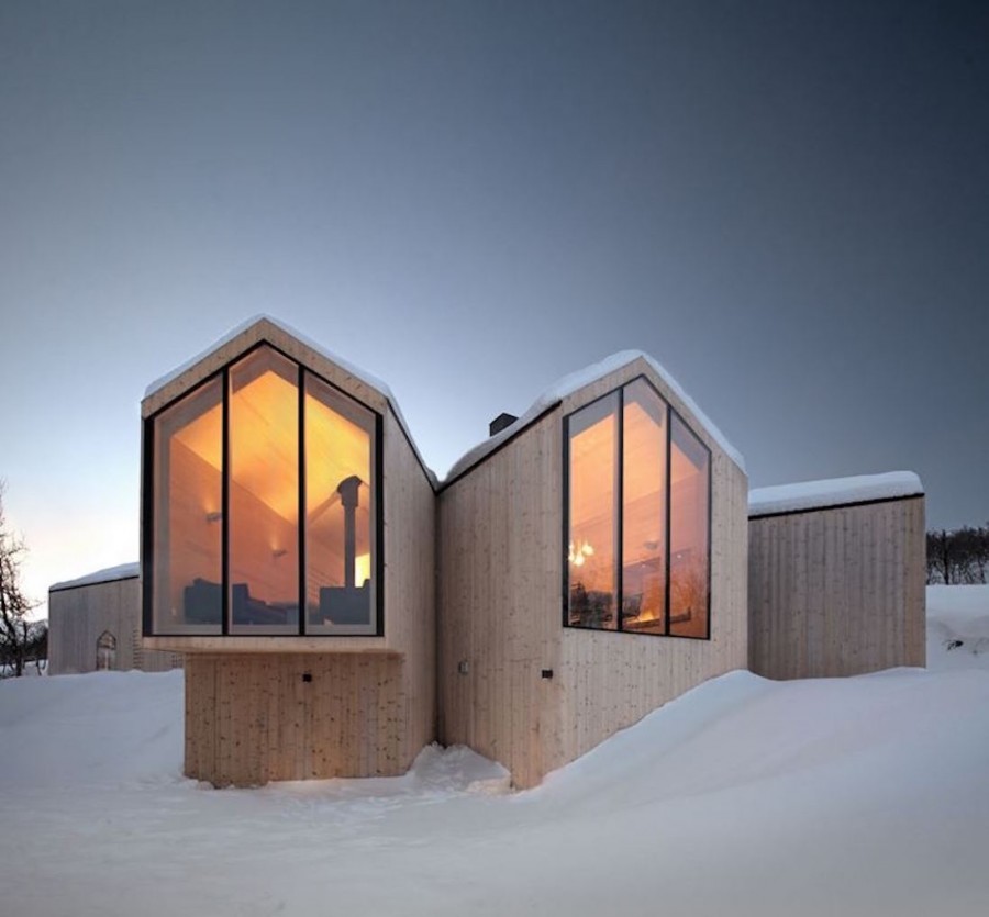 Split View Mountain Lodge. Gelid. Norvegia