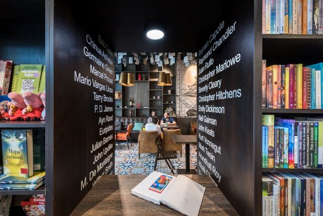 Panta Rhei & Café Dias / bookstore & cafe