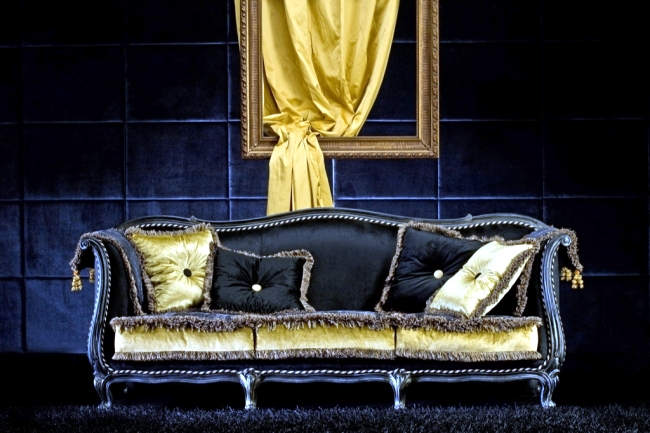 Exedra Luxury furniture - lounge suite in royal style