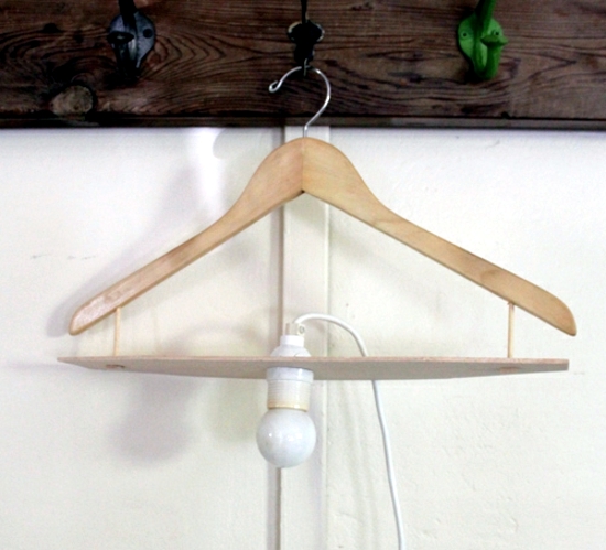 Tinker lamp yourself - original idea with hangers