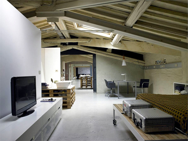 A loft where the palette used furniture